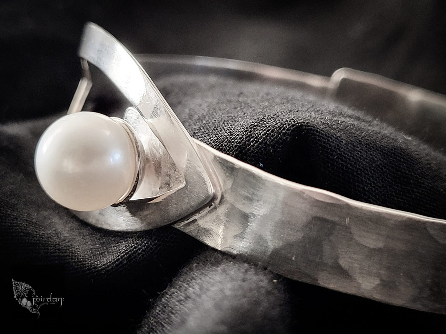 silver 925 bangle bracelet sweet water white pearl hammered polished