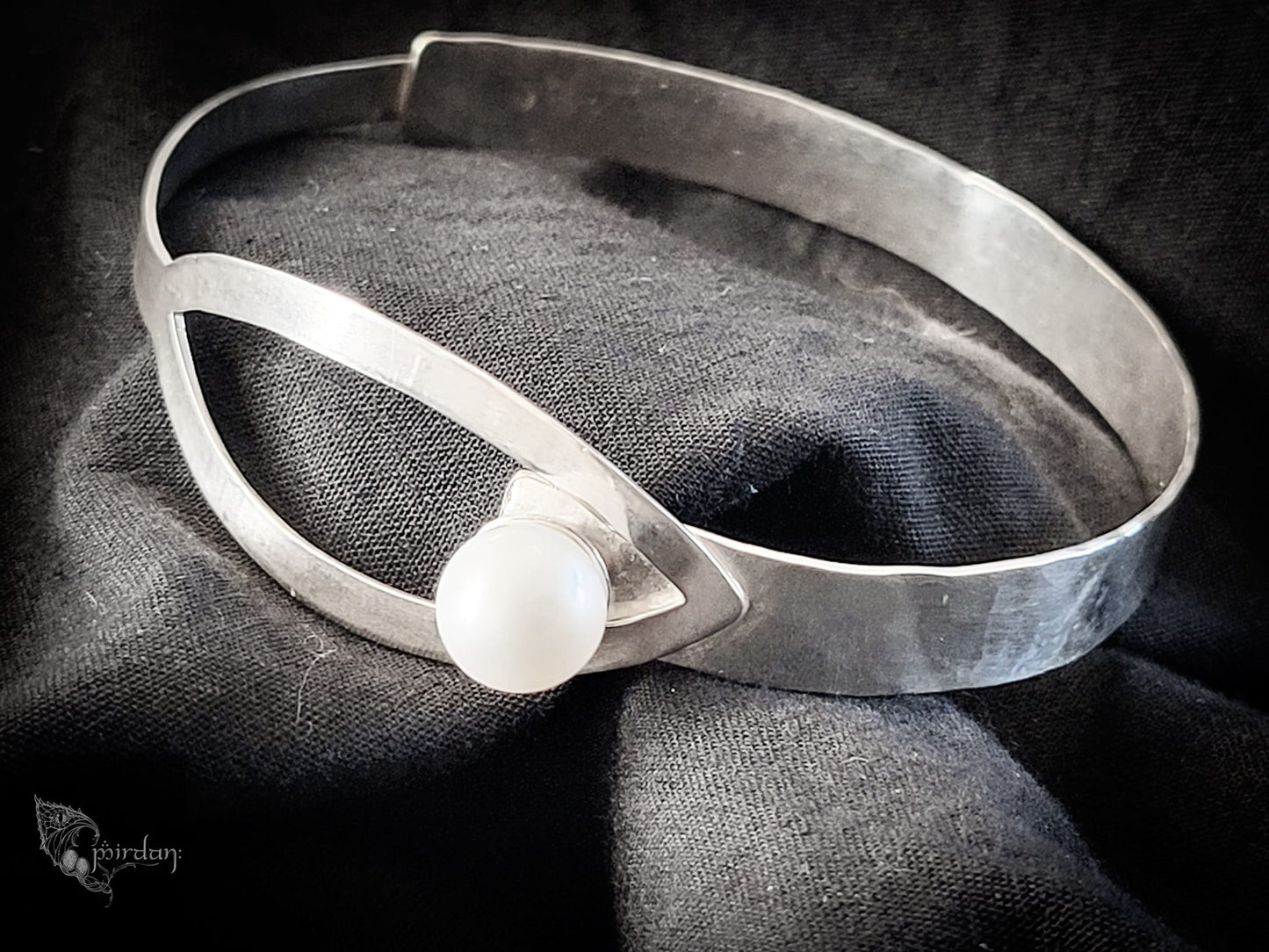 silver 925 bangle bracelet sweet water white pearl hammered polished