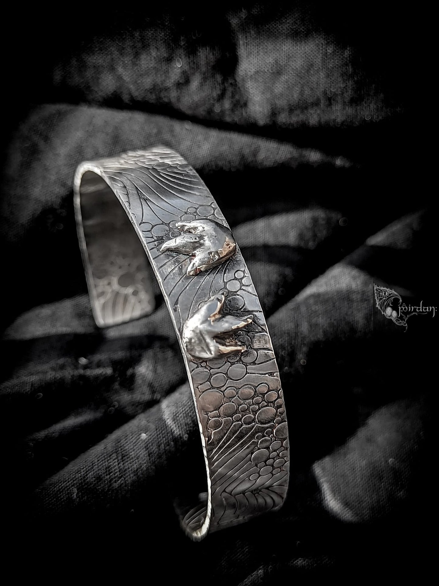 silver 925 cuff bracelet textured polished patina paw paws